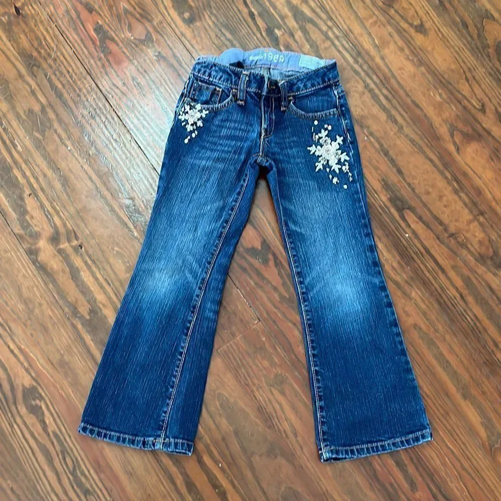 Gap Kids Blingy snow flake jeans. size 5